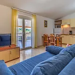 Rok Apartmán *