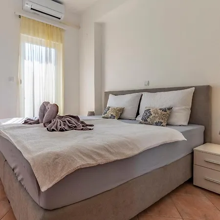 Rok Apartmán Pula