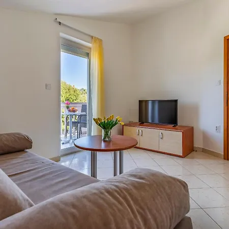 Rok Apartmán Pula