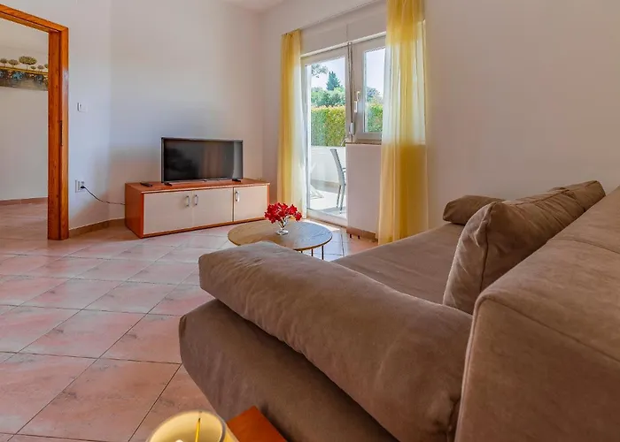 아파트 Rok 풀라